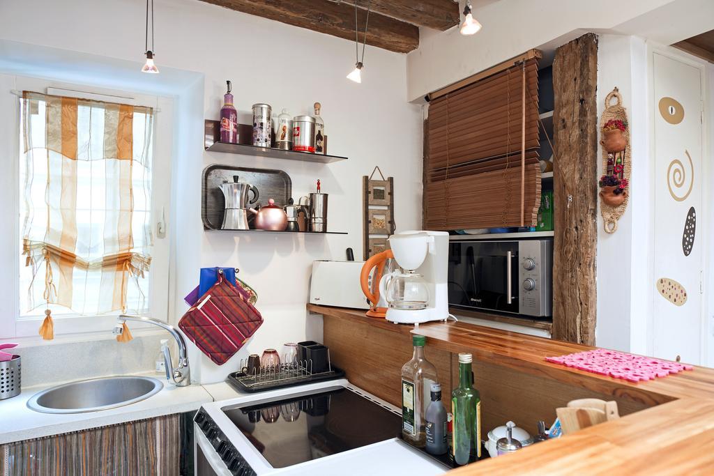 Camallo Paris Room photo